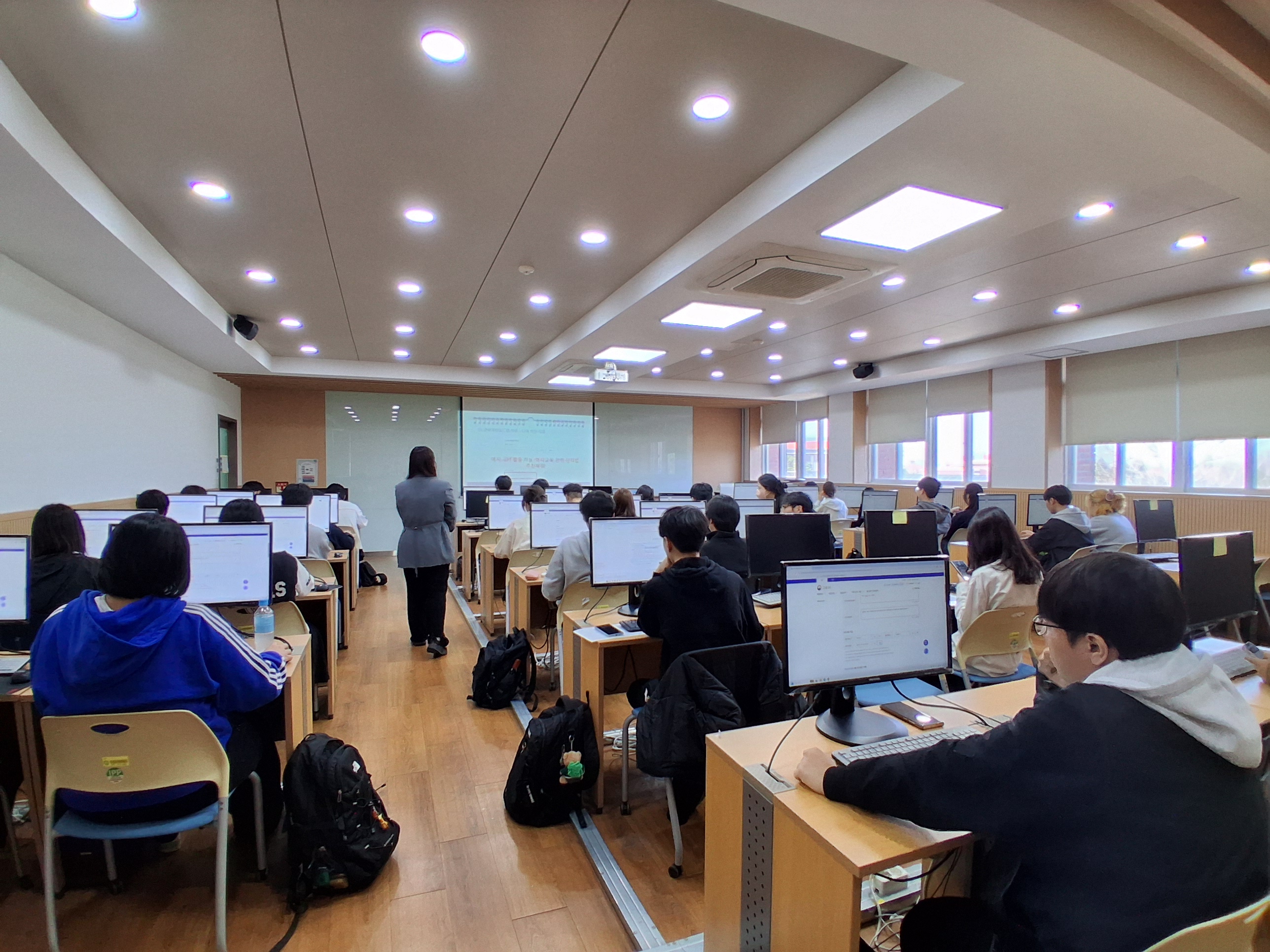 [AI시대대학생활] 전공 맞춤 AI 진로개발로드맵 작성법 특강